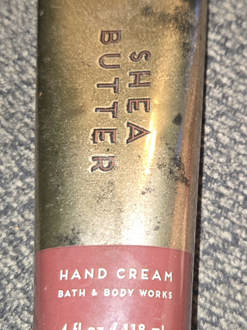 Bath & Body Works Shea Butter Hand Cream.
4 ounce